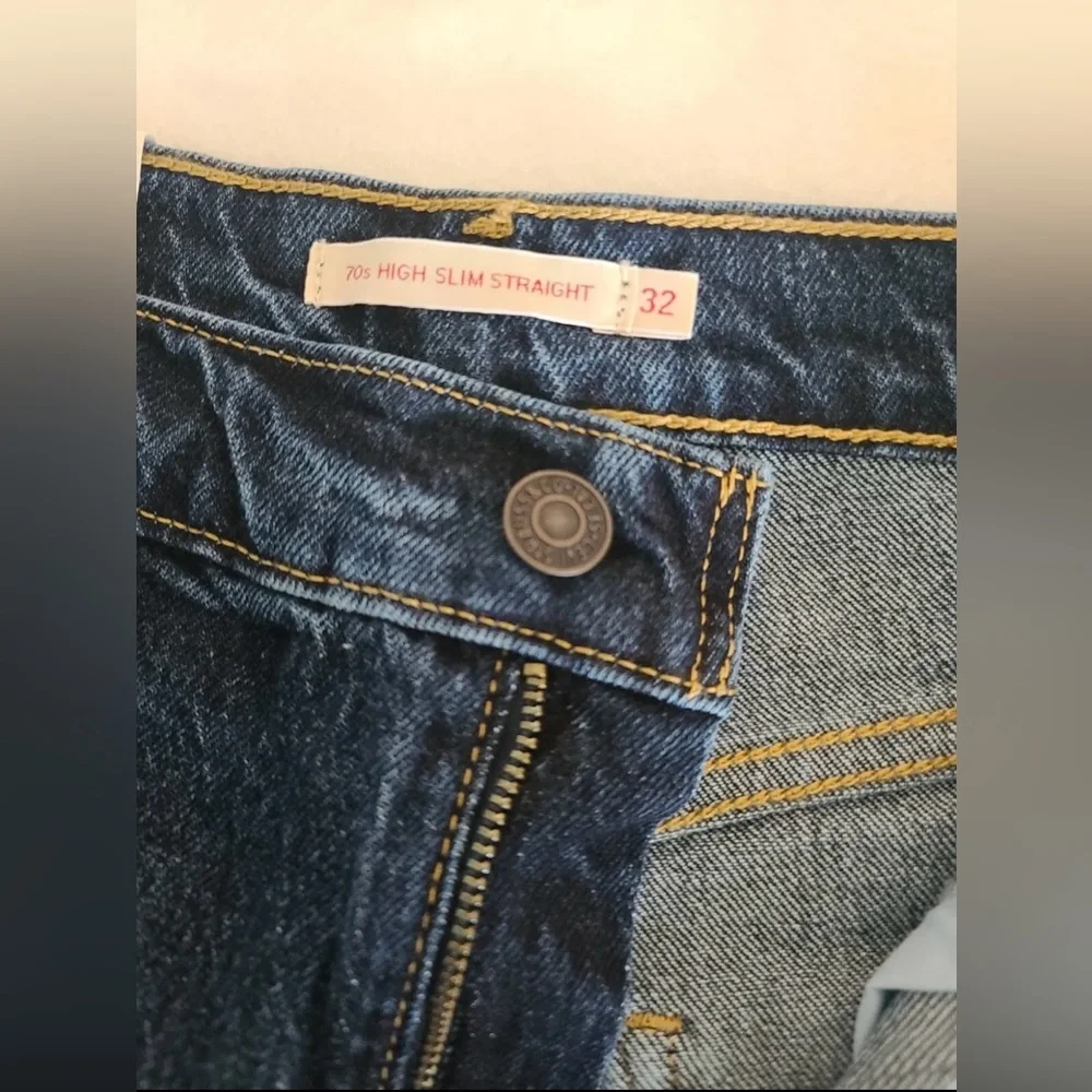 Levi's Womens 70s High Rise Slim Fit Straight Leg Denim Jeans Dark Wash. 💕 - Picture 6 of 8